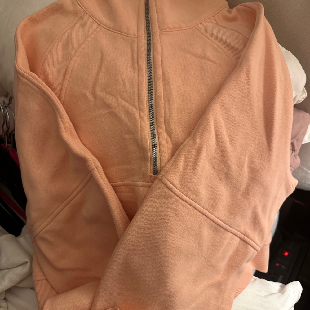 Lululemon Athletica Scuba sweatshirt
